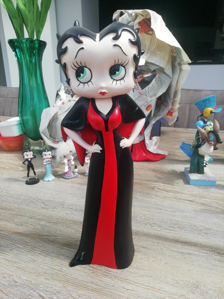Betty boop vampirina, Verzamelen, Stripfiguren, Ophalen of Verzenden, Betty Boop, Zo goed als nieuw