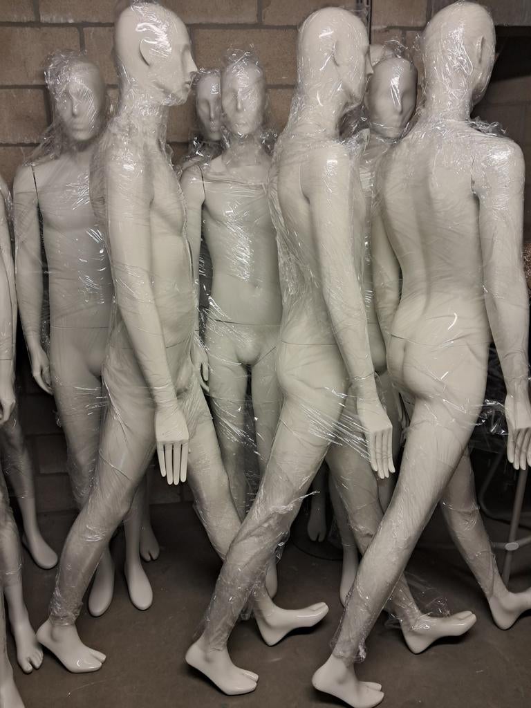Location-location mannequins, mannequins, mannequins, buste,