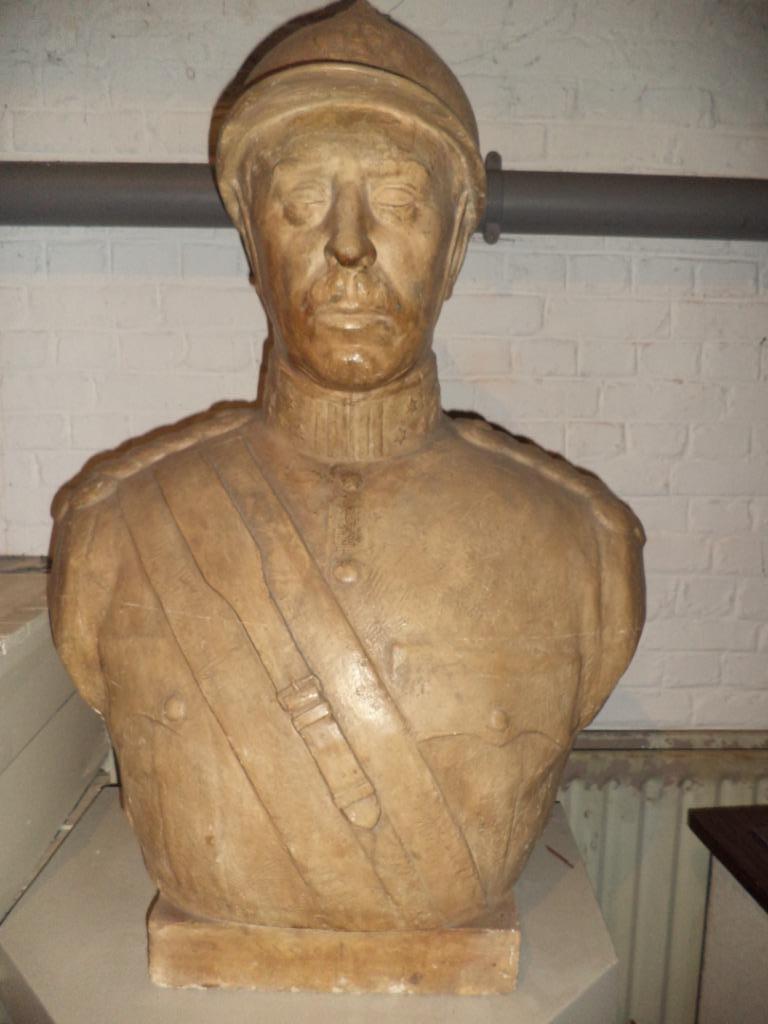 1934 Victor DEMANET °1895-1964 portrait buste du Roi ALBERT, Antiquités & Art, Art | Sculptures & Bois, Enlèvement