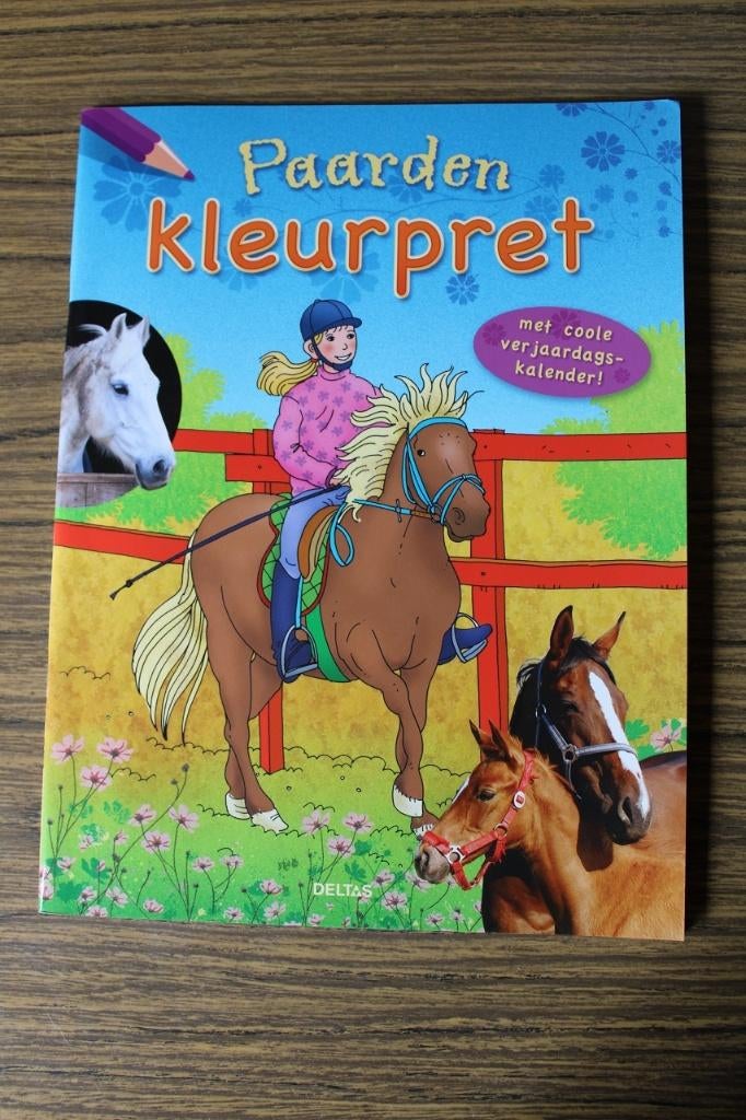 Deltas Paarden kleurpret met een coole verjaardagskalender, Enlèvement ou Envoi, Neuf, Deltas, Non-fiction
