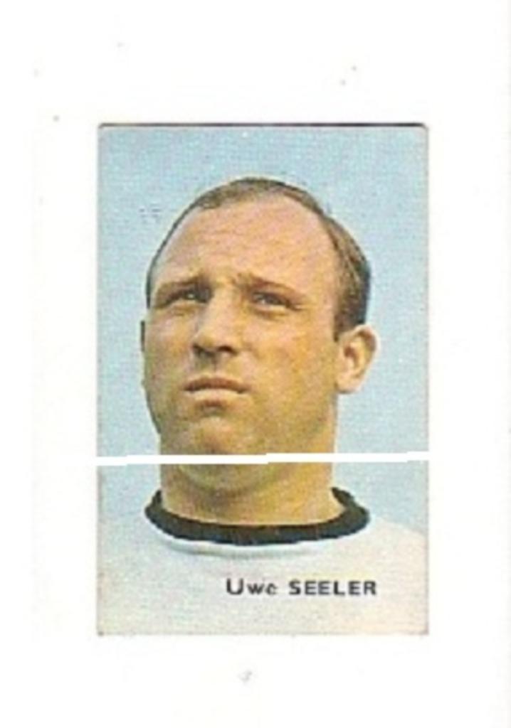 Victoria / Oud voetballer Uwe Seeler, Verzenden, Gebruikt, Spelerskaart