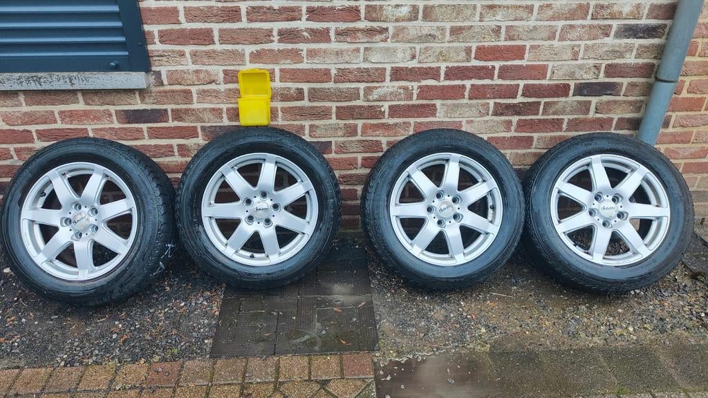 Uniroyal winterbanden 16 inch met velg, Ophalen, Gebruikt, 16 inch, Band(en)