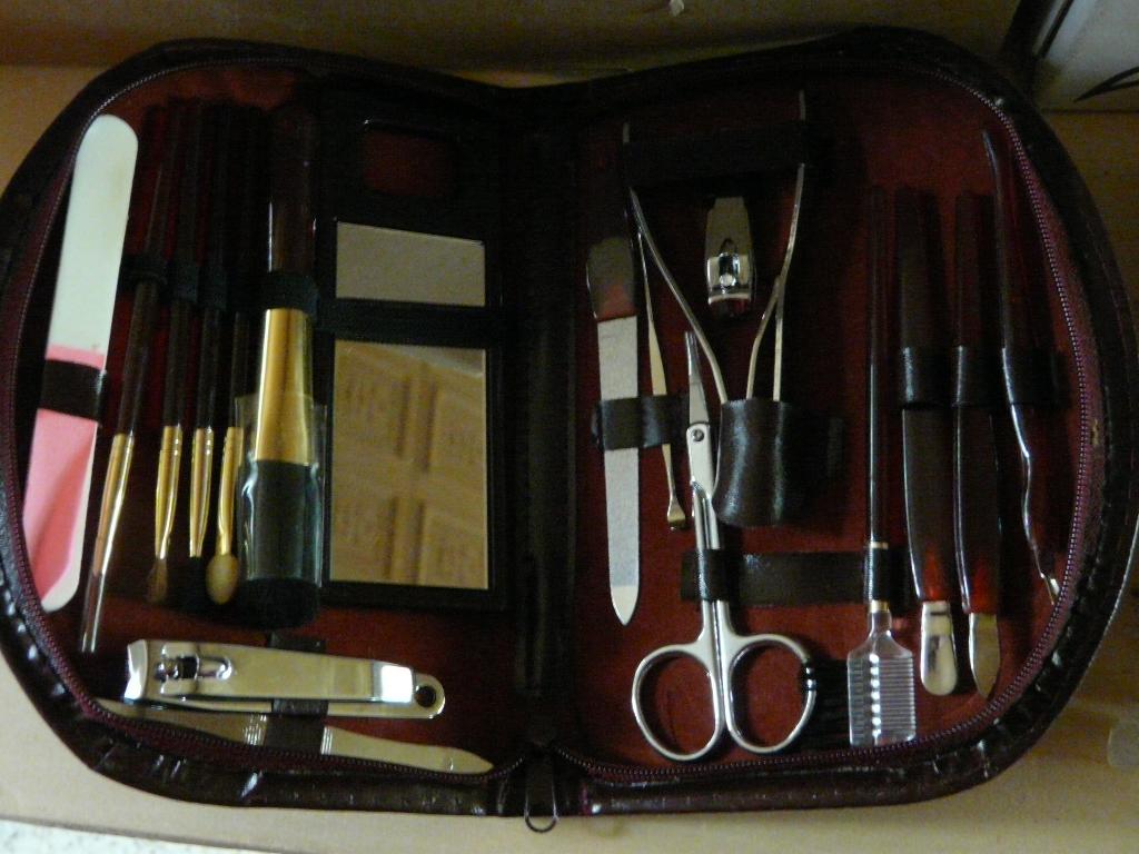 Nog als nieuw Classic Ladie's manicure  & make-up set, Ophalen, Nieuw, Overige typen