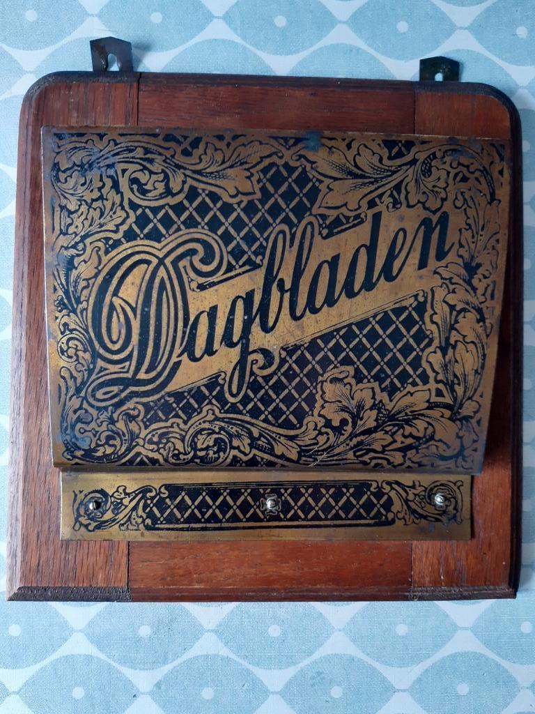Dagbladhouder, Antiek en Kunst, Ophalen of Verzenden
