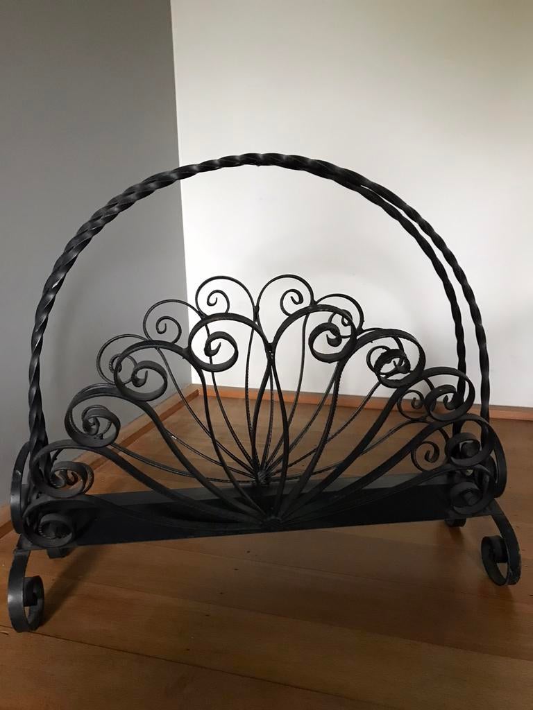 Porte revues fer forgé, Gebruikt