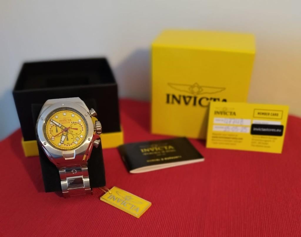 Montre INVICTA Racing 47748, Handtassen en Accessoires, Horloges | Heren, Staal, Staal, Polshorloge, Nieuw
