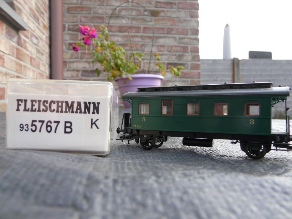 Fleischmann 2 x HO personenrijtuigen  Belgische Spoorwegen, Hobby en Vrije tijd, Modeltreinen | H0, Nieuw, Wagon, Gelijkstroom