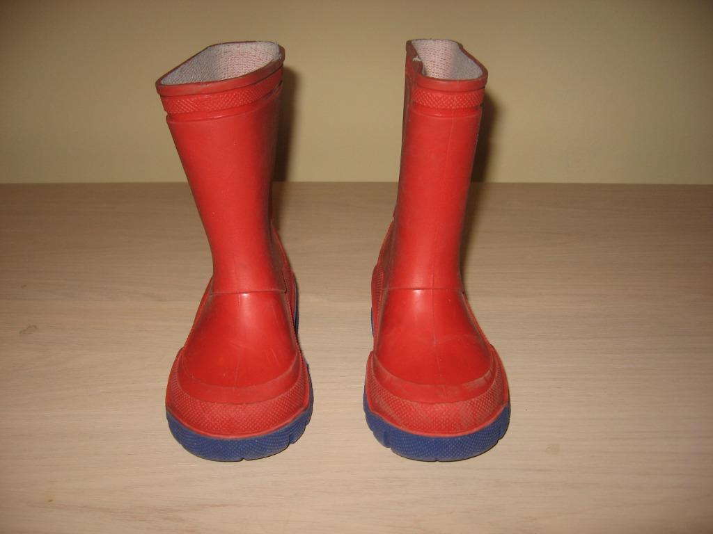 Bottines T quasi neuves 24/25 de couleur rouge, Neuf, Enlèvement ou Envoi, Bottes, Garçon ou Fille