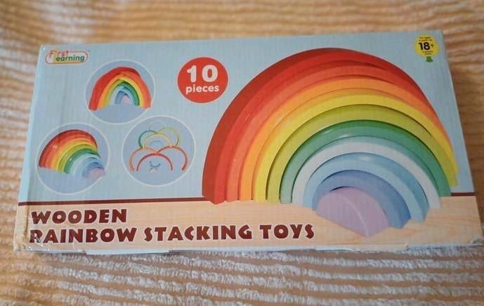 Houten speelgoed regenboog set, ongebruikt, Kinderen en Baby's, Speelgoed | Houten speelgoed, Ophalen of Verzenden, Zo goed als nieuw