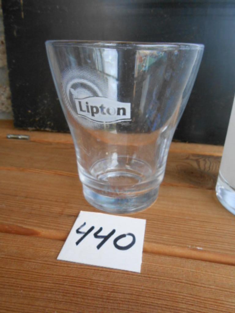Verre Lipton numéro un, Enlèvement ou Envoi
