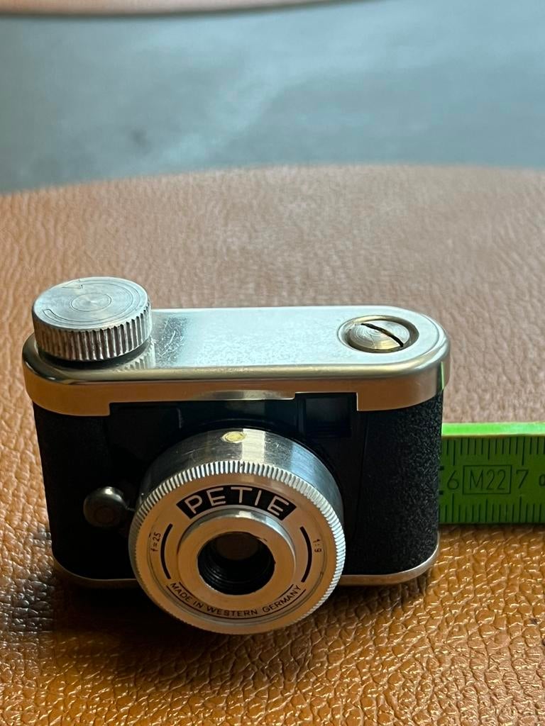 Vintage mini Kamera Petie Kunik, Audio, Tv en Foto, Fotocamera's Analoog, Gebruikt, Ophalen