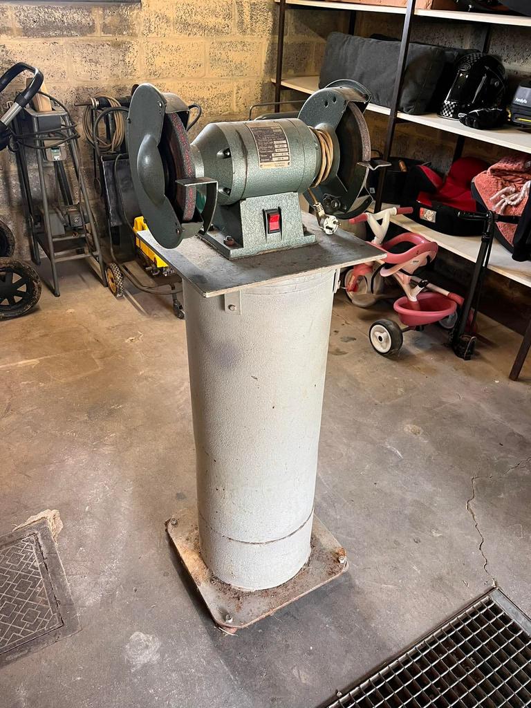 Slijpmachine - tafelslijpmachine, Ophalen, Gebruikt