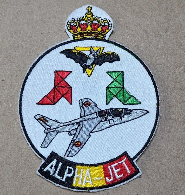 11 SQN  Alfajet Beauvechain, Ophalen of Verzenden, Luchtmacht, Embleem of Badge