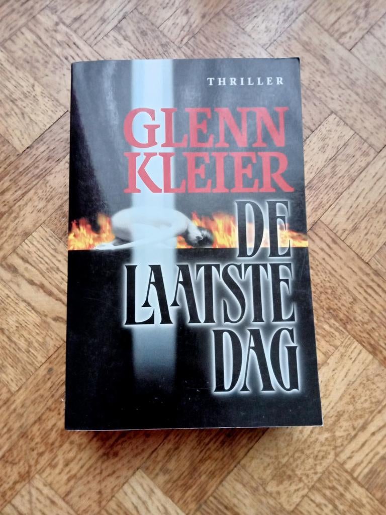 Glenn Kleier: De laatste dag, Boeken, Ophalen of Verzenden, Gelezen