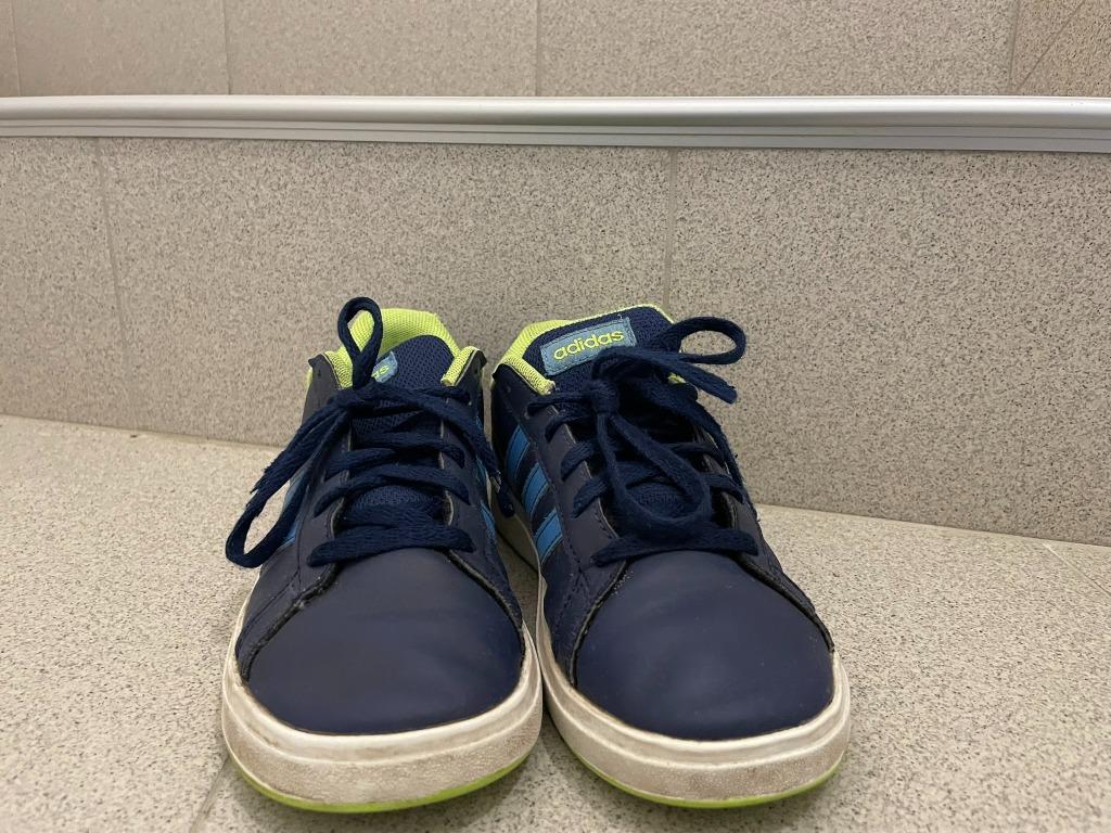 kinderschoenen, Kinderen en Baby's, Kinderkleding | Schoenen en Sokken, Adidas, Jongen of Meisje, Schoenen, Ophalen of Verzenden