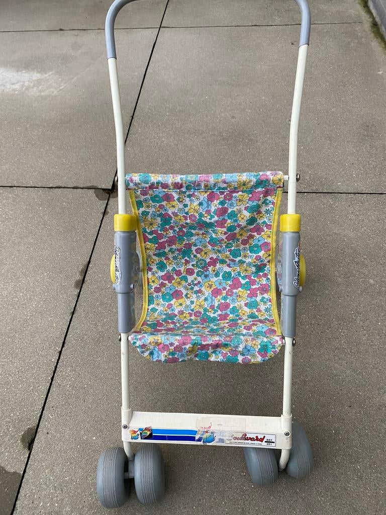 Kinderspeelgoed poppenwagen,strijkplank, Kinderen en Baby's, Ophalen of Verzenden, Zo goed als nieuw
