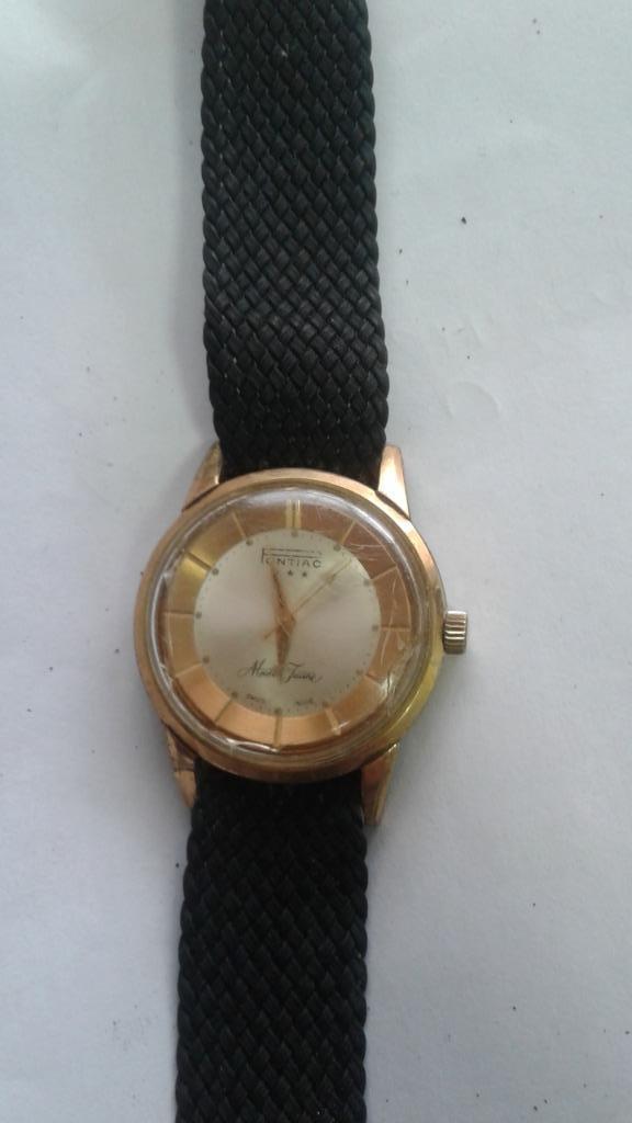 Montre Pontiac Maillot jaune vers 1950          175 Euros, Overige merken, Polshorloge, Kunststof, Ophalen of Verzenden