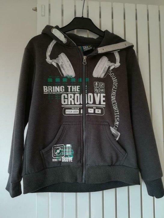 Gilet met rits, merk 'Knot so Bad', maat 128, 8 jaar, Ophalen of Verzenden, Gebruikt, Jongen, Trui of Vest