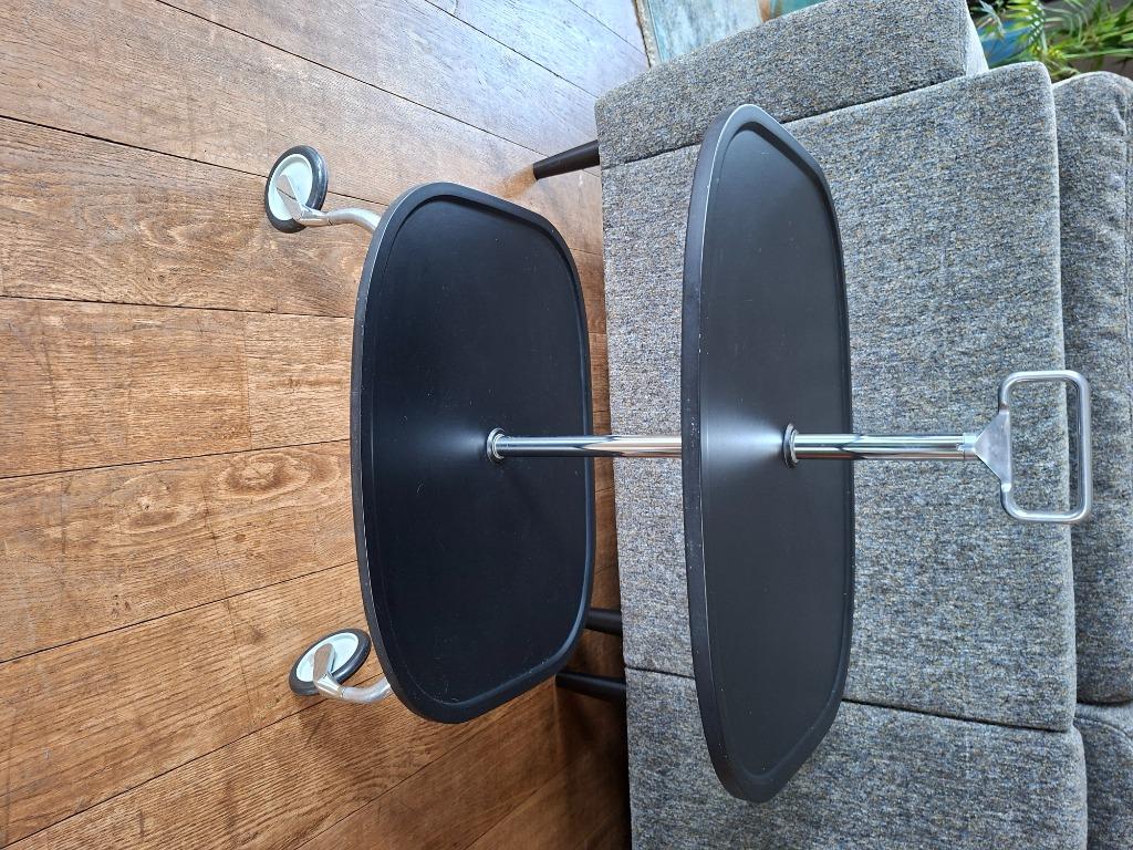 Table de service noire de Kartell by Citterio-Löw, 25 à 50 cm, Métal, 50 à 100 cm, Enlèvement