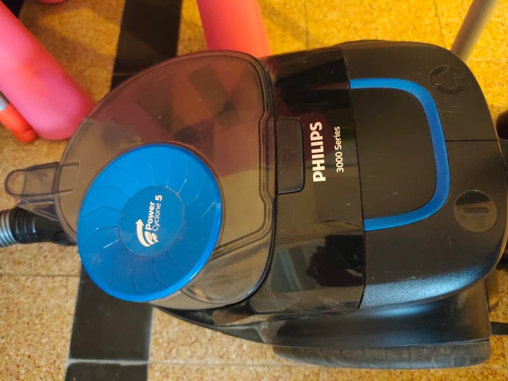 Aspirateur sans sac Philips 900W, Enlèvement, Aspirateur