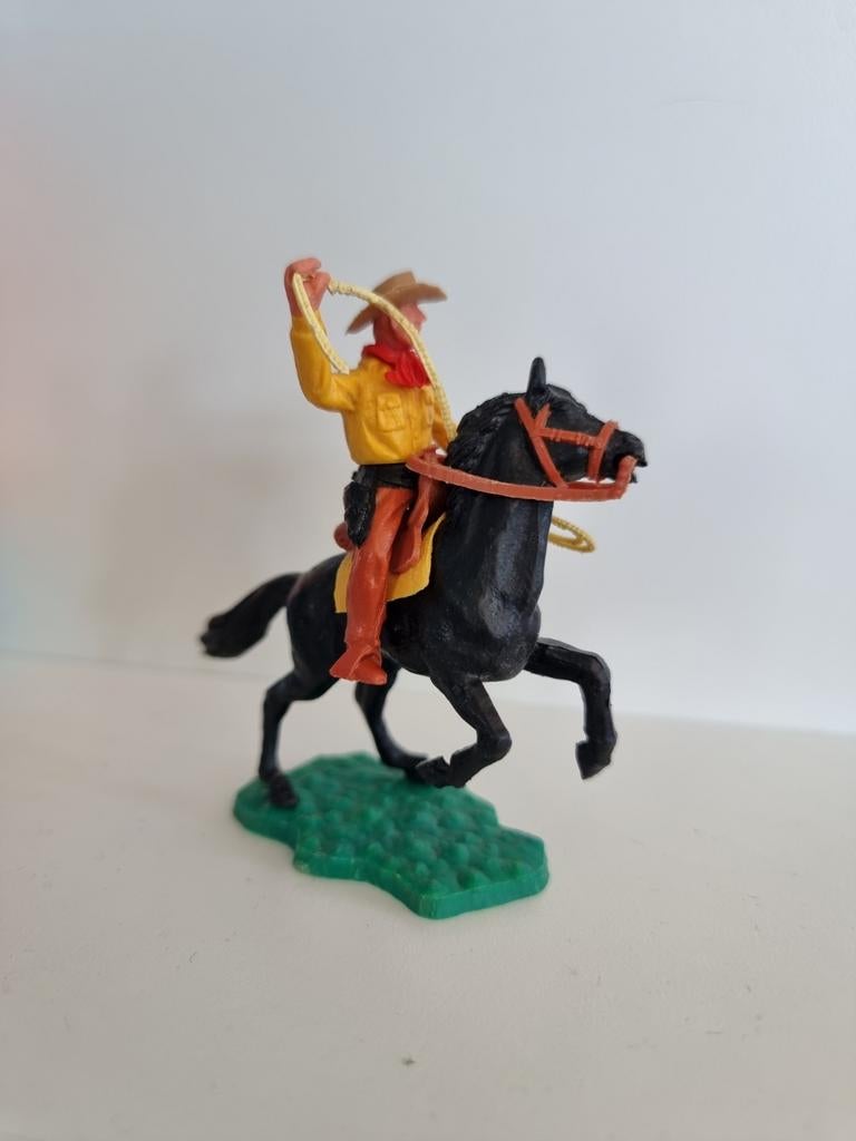 ## Timpo Toys mounted cow-boy ## swoppet, Ophalen of Verzenden, Zo goed als nieuw