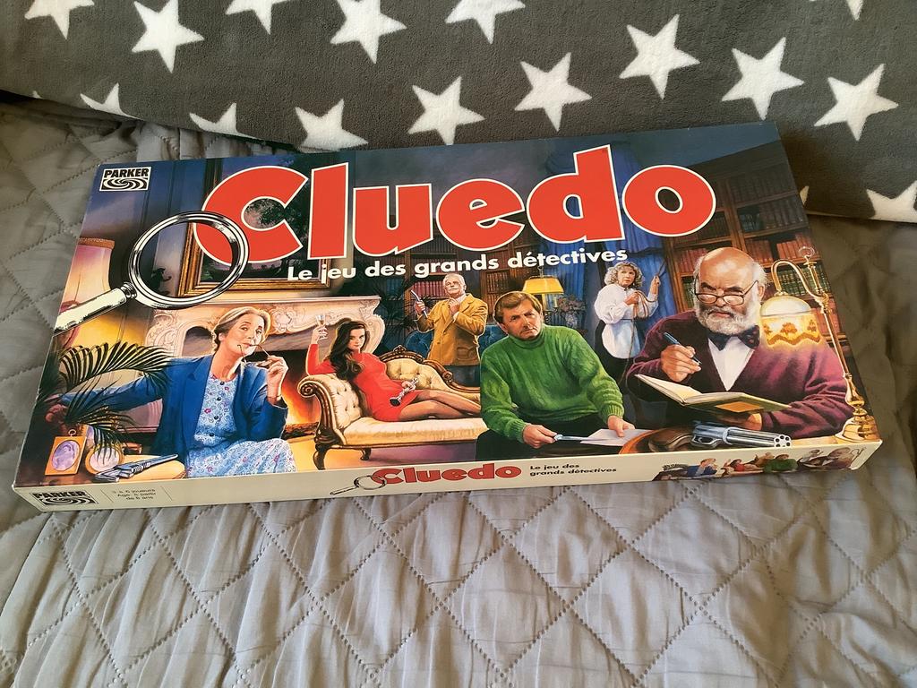 CLUEDO, Hobby & Loisirs créatifs, Jeux de société | Jeux de plateau, Neuf, Cinq joueurs ou plus, Enlèvement