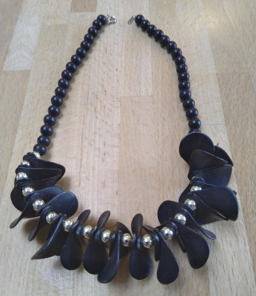 Collier noir vintage des années 1990, Bijoux, Sacs & Beauté, Colliers, Enlèvement ou Envoi, Utilisé, Noir, Synthétique