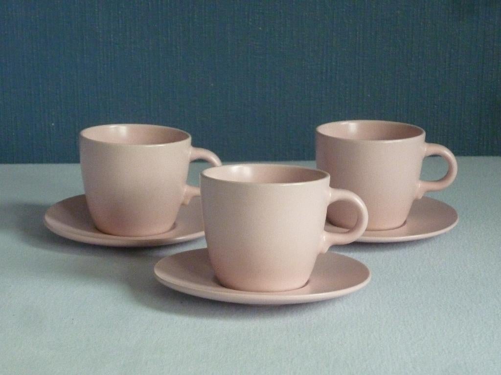 3 Kopjes + Schoteltjes Ikea, Huis en Inrichting, Keuken | Servies, Ophalen of Verzenden, Nieuw, Keramiek, Kop(pen) en/of Schotel(s)
