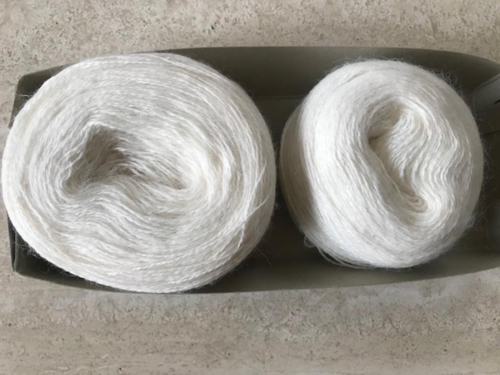 Nieuwe  70 % wol om te breien of te haken (nr4743), Ophalen of Verzenden, Nieuw, Breien of Haken, Wol of Garen