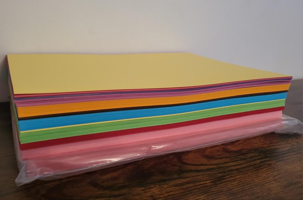 Gekleurd dik papier, nieuwstaat! €20 voor alles, Diversen, Papierwaren, Ophalen of Verzenden, Zo goed als nieuw