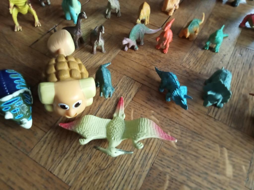 Klein dinosaurus popjes, Verzamelen, Verzenden, Gebruikt