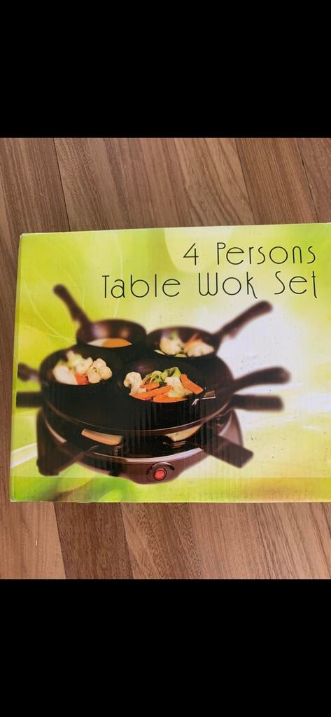 Tafelwokset voor 4 personen + grill., Ophalen, Zo goed als nieuw