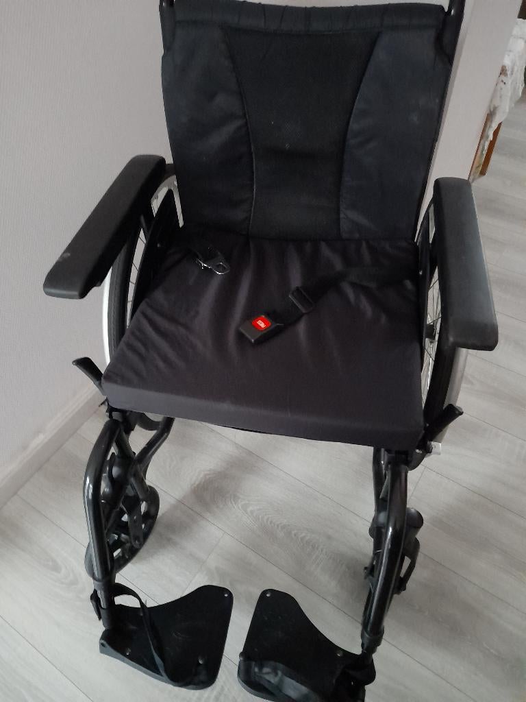 Fauteuil roulant, Enlèvement, Pliant, Comme neuf, Fauteuil roulant à pousser