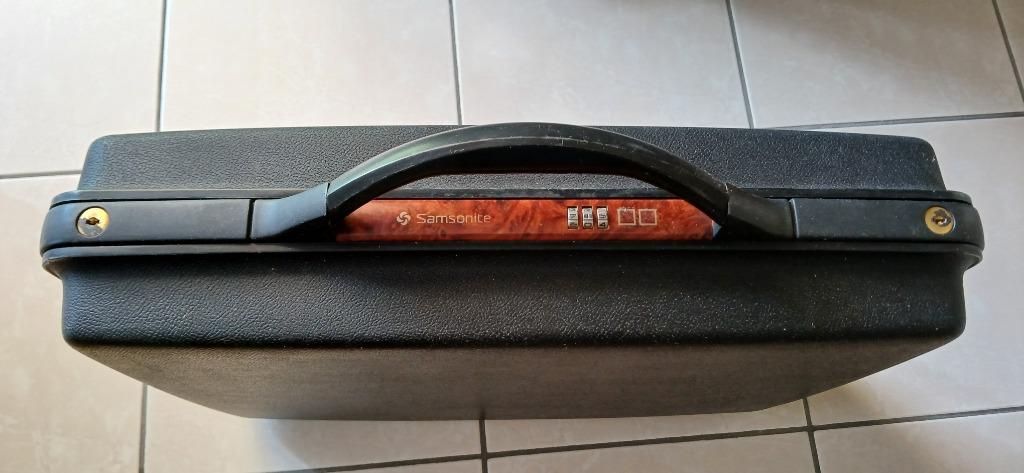 Attache-case/porte documents samsonite noir, Enlèvement, Utilisé
