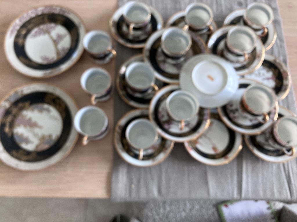 Vaisselle ancienne en porcelaine, Enlèvement