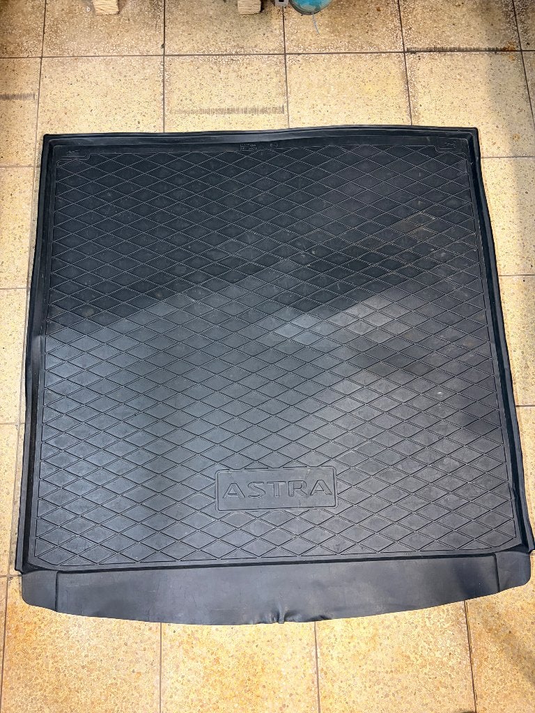 Koffermat Opel Astra J ST, Auto-onderdelen, Ophalen, Gebruikt, Opel