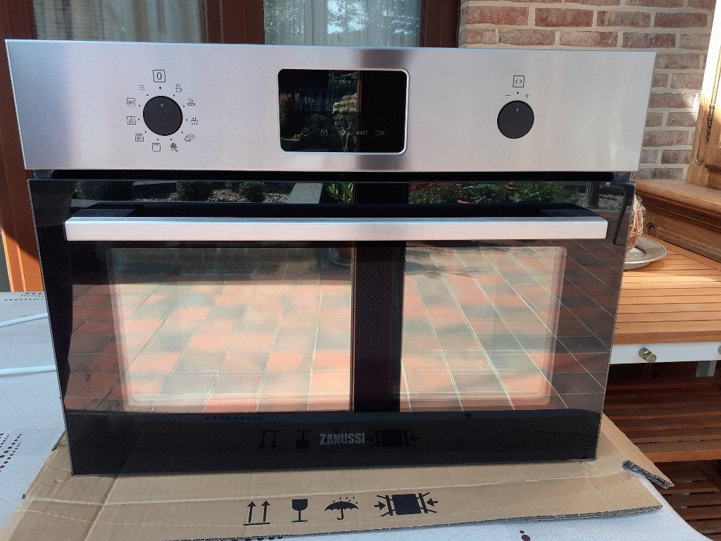 Zanussi ZVEEW6X3 (inbouwmicrogolf), Gril, Encastré, Comme neuf, Enlèvement