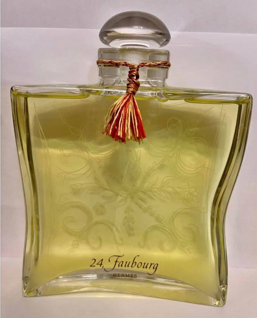Géant Parfums Hermès, Verzamelen, Ophalen of Verzenden, Zo goed als nieuw