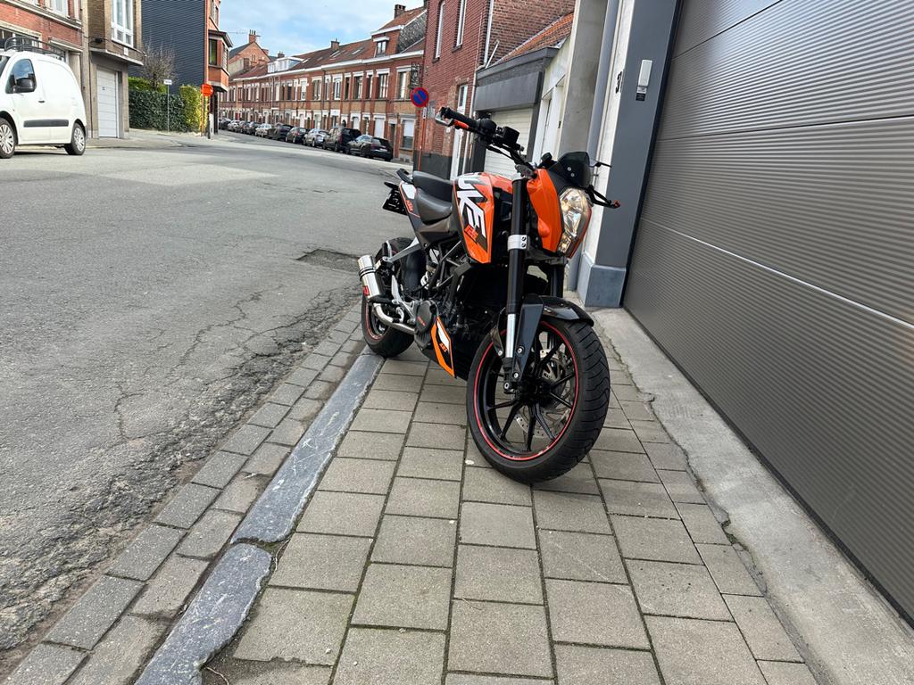Ktm duke 125, Motoren, Motoren | KTM, Bedrijf