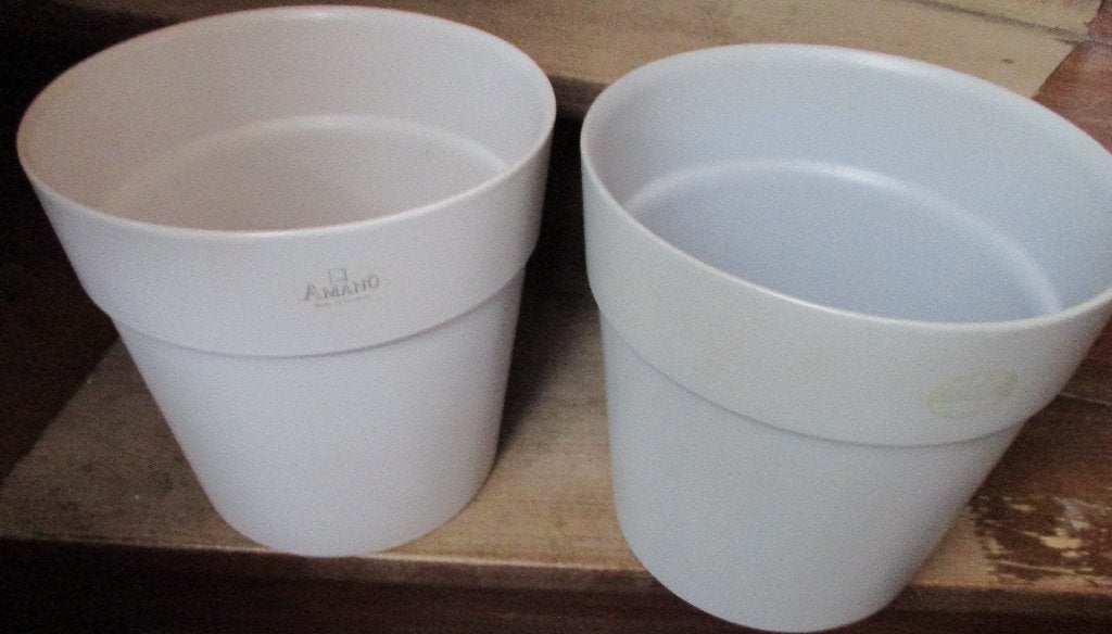 2 nieuwe bloempotten, cache po , samen 17 euro, of, zie info, Neuf, Enlèvement ou Envoi, Moins de 25 cm, Intérieur