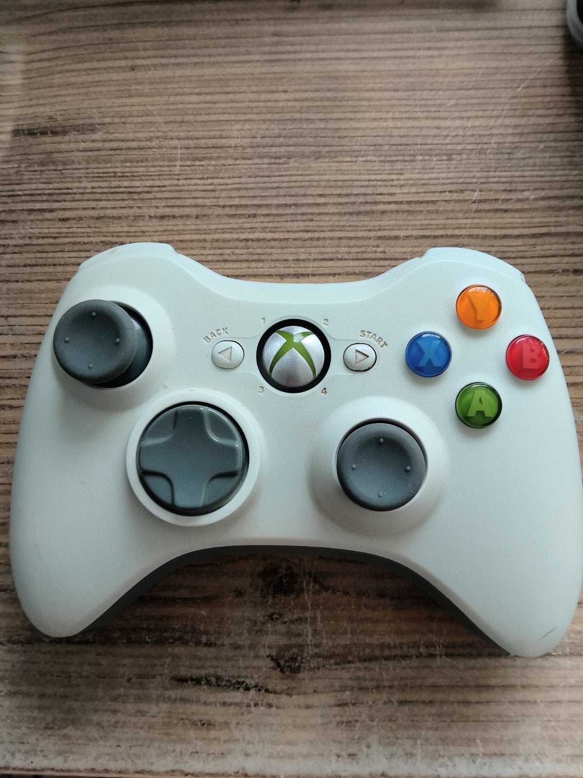 Xbox 360 controller refurbished met nieuwe thumbsticks, Games en Spelcomputers, Ophalen of Verzenden
