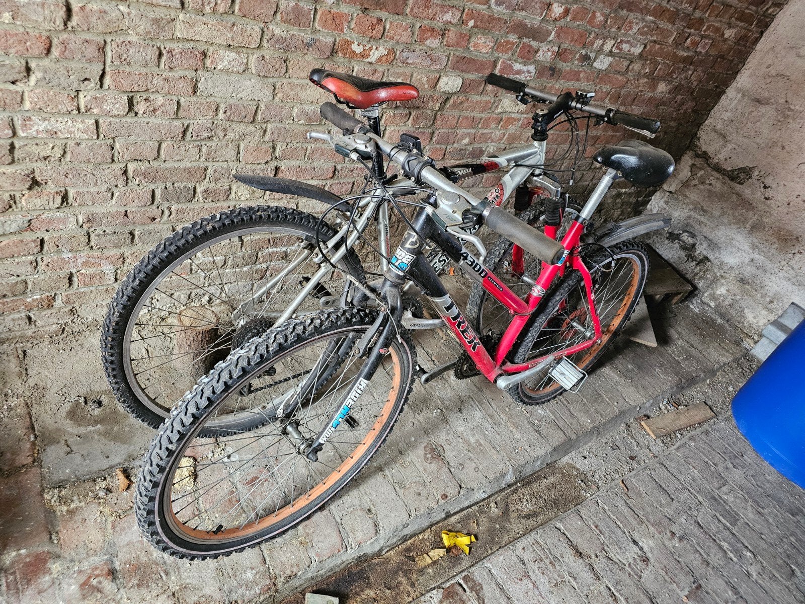 3 fietsen, Ophalen
