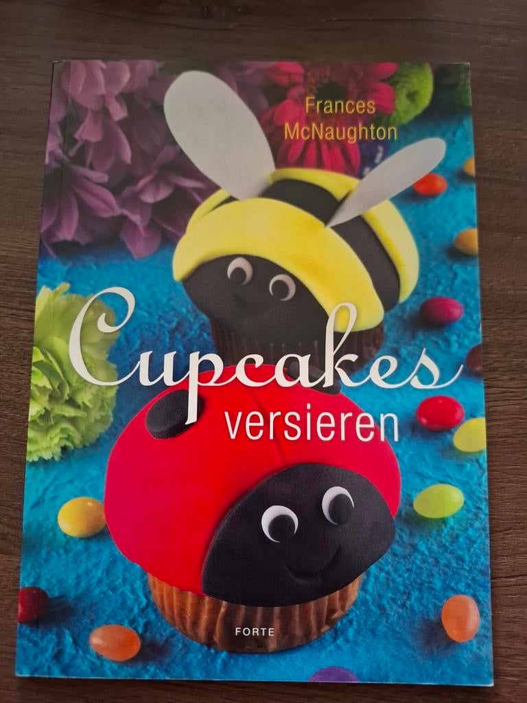 F. McNaughton - Cupcakes versieren, Boeken, Ophalen, Zo goed als nieuw, F. McNaughton