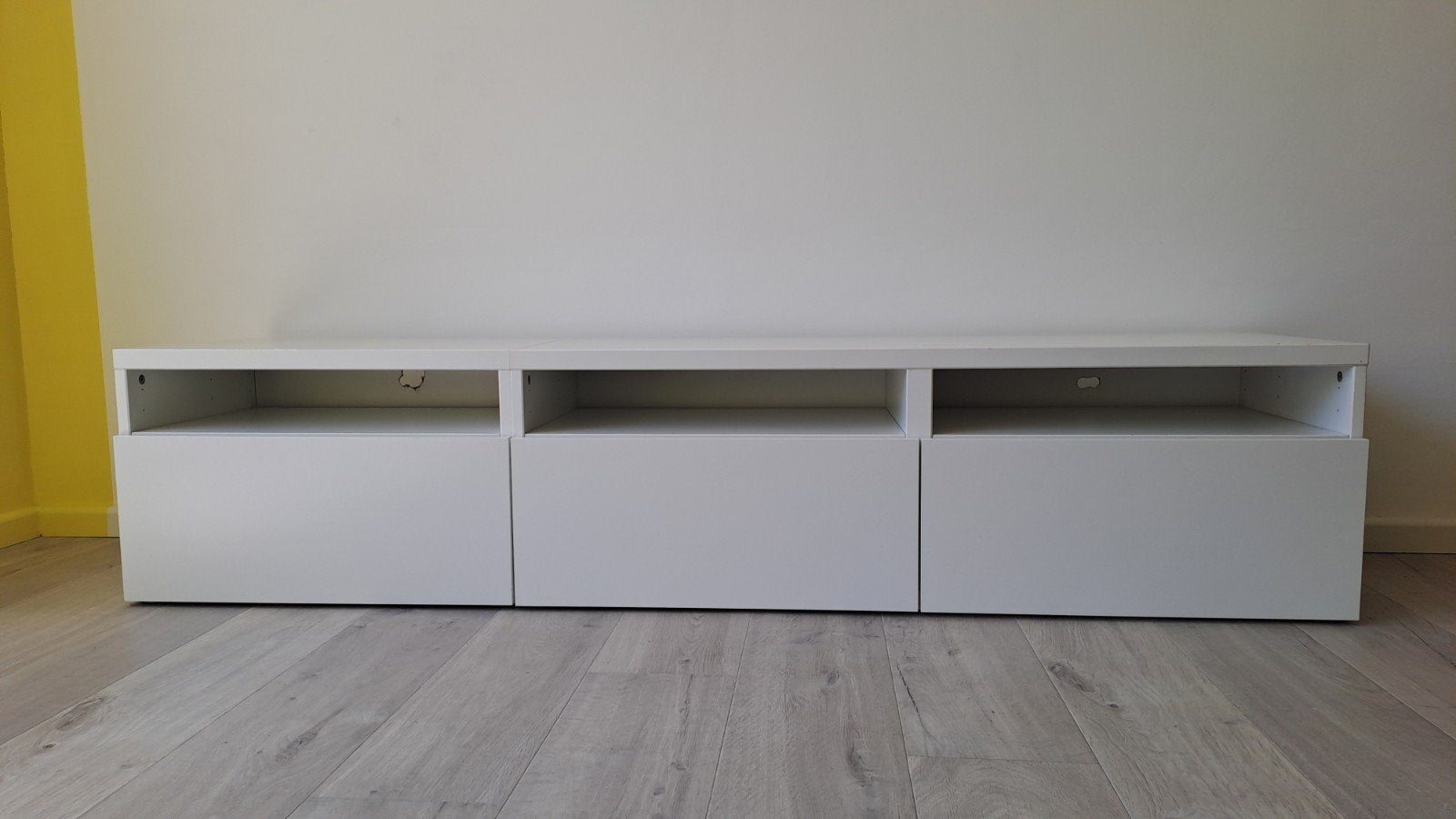 IKEA TV-meubel wit – 3 lades, Ophalen, Gebruikt, 150 tot 200 cm, Minder dan 100 cm