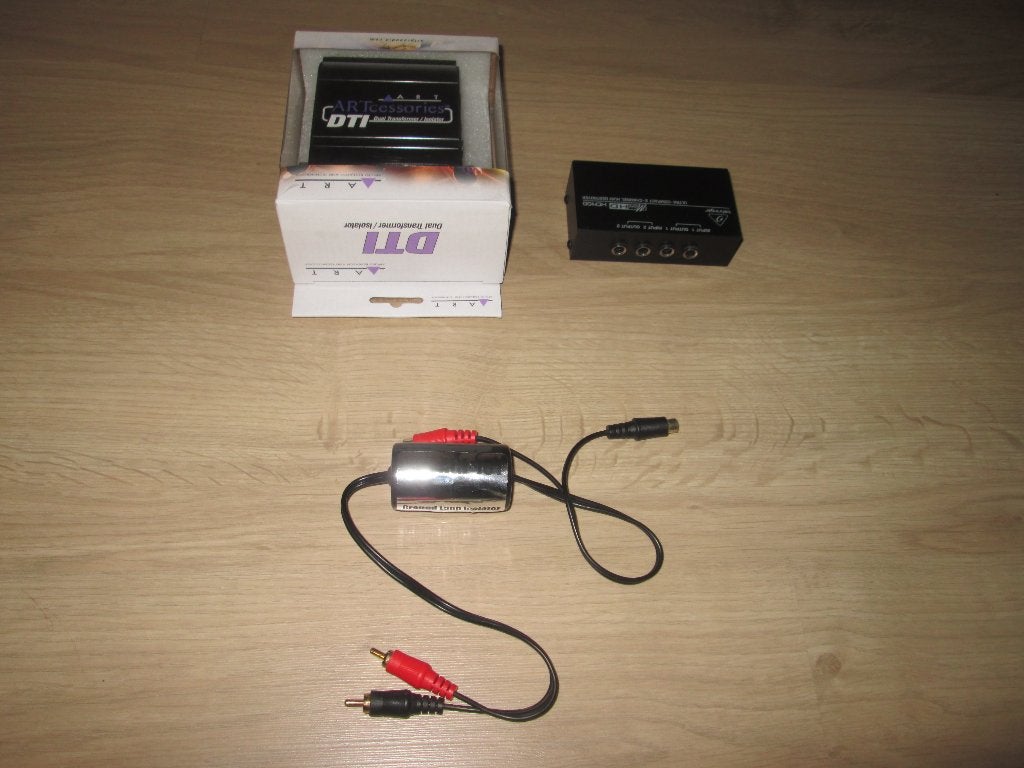 3 Ground Loop Isolatoren te Koop (ART-DTI, Behringer,AG-101), Muziek en Instrumenten, Synthesizers, Ophalen of Verzenden, Gebruikt