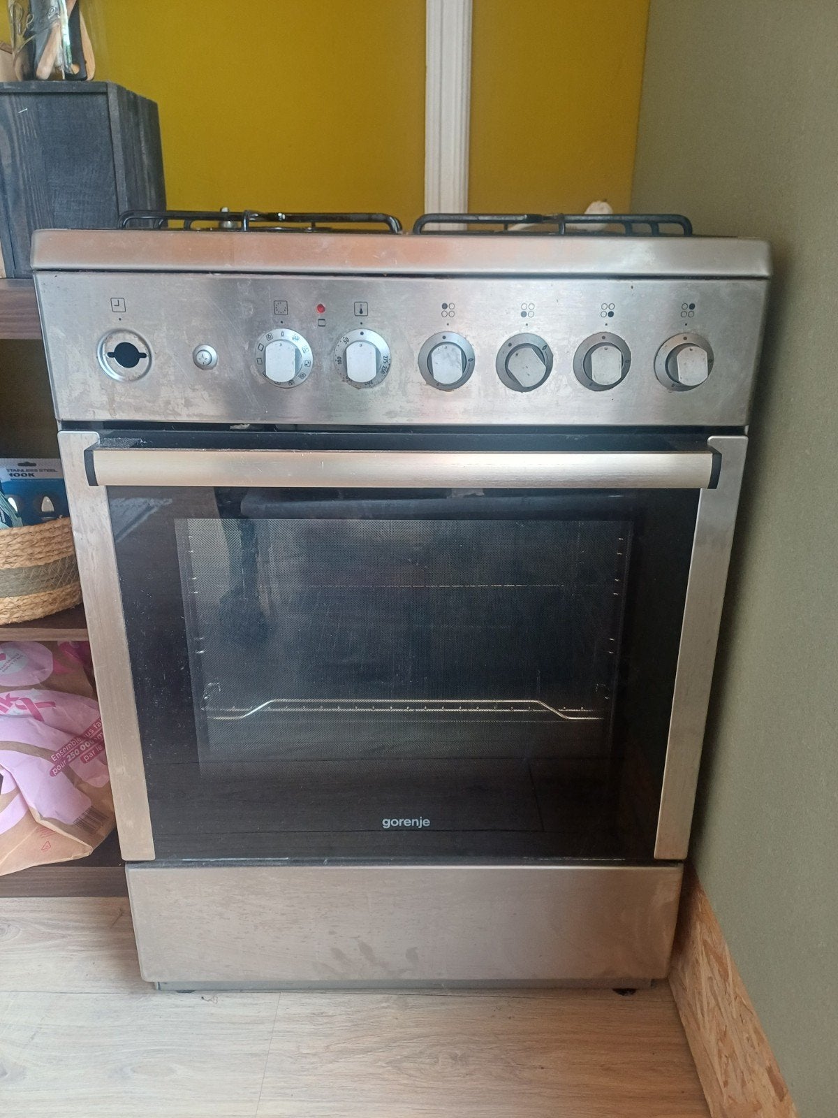 gasfornuis Gorenje, Elektronische apparatuur, Ophalen