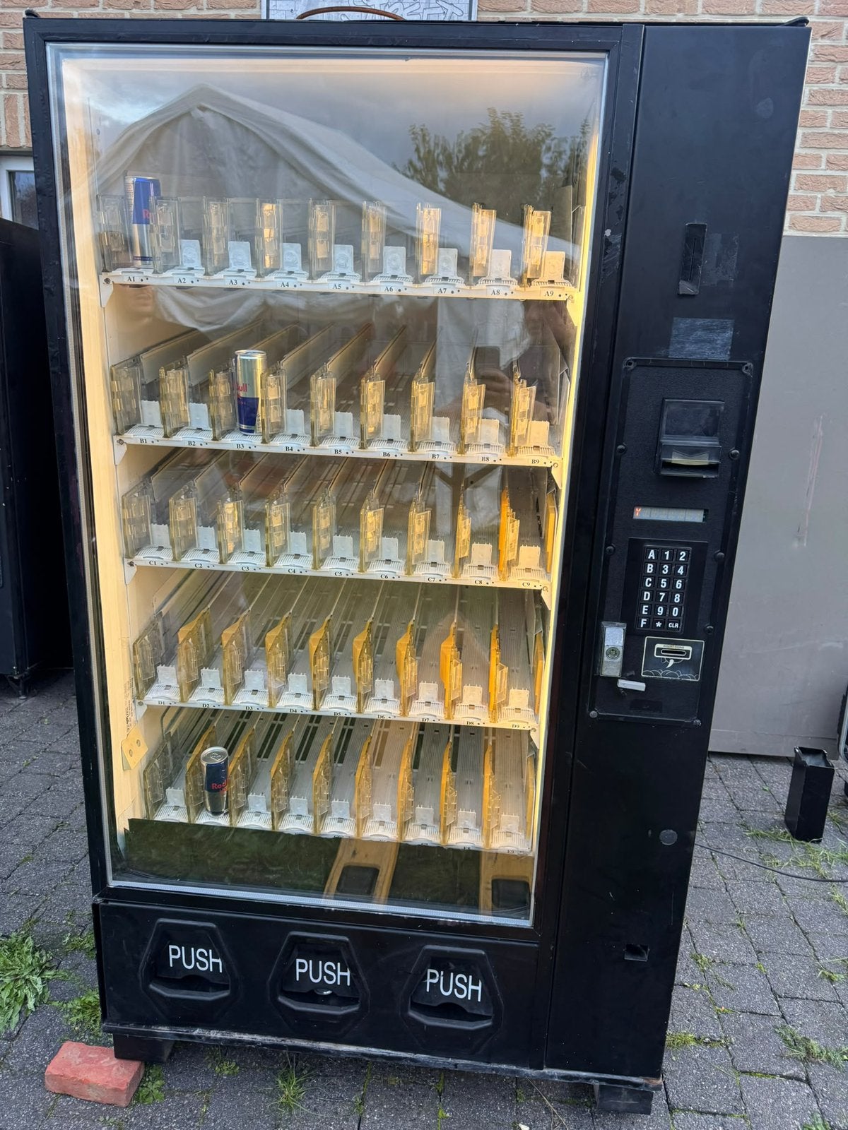 Drankautomaat, Ophalen, Zo goed als nieuw