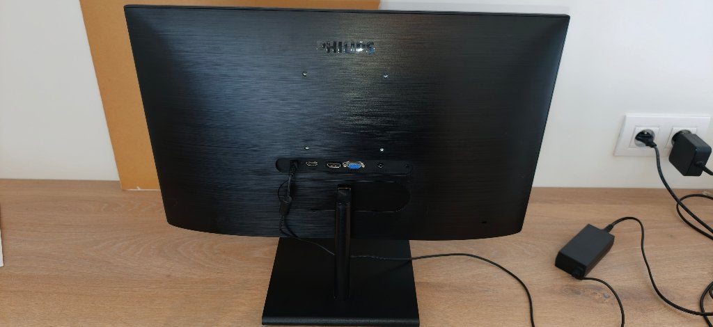 Philips 245E1S, 24 inch, Computers en Software, Ophalen, Gebruikt, HDMI