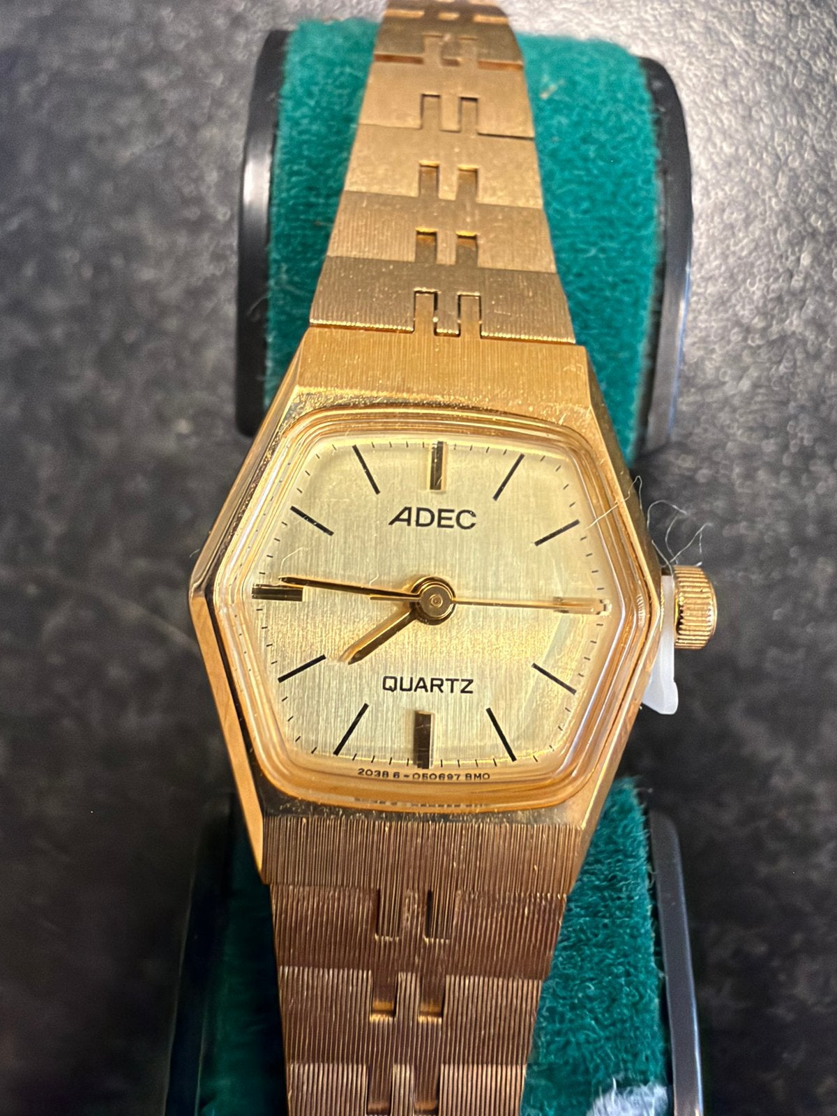 Adec horloges, Bijoux, Sacs & Beauté, Montre-bracelet, Autres marques, Enlèvement ou Envoi, Or