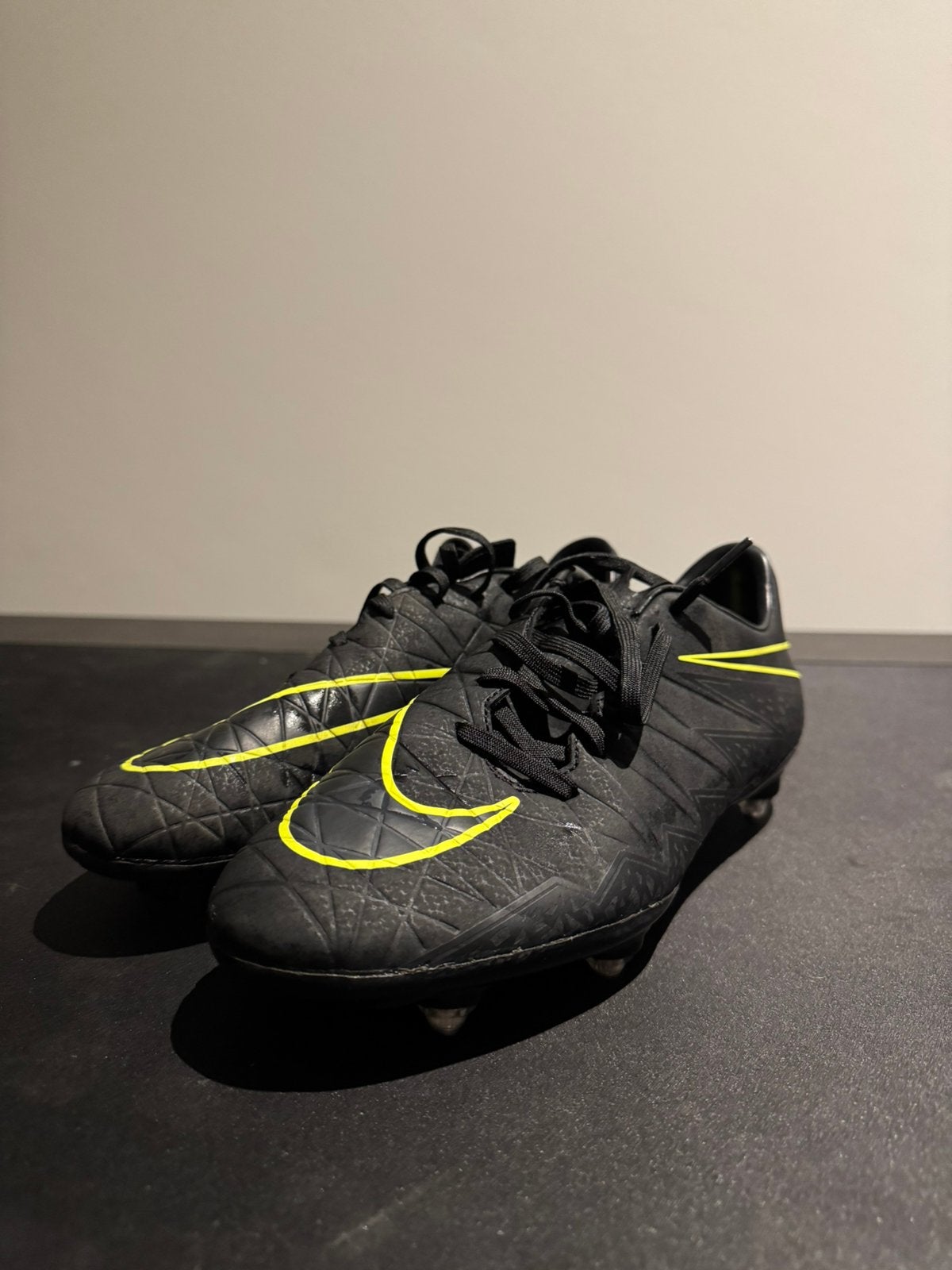 Chaussures de football, Collections, Enlèvement ou Envoi, Comme neuf